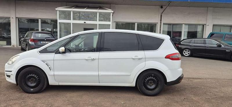 Gebraucht Ford S-MAX Titanium 163 PS (119 kW) 2011 Frostweiß Van / Kleinbus
