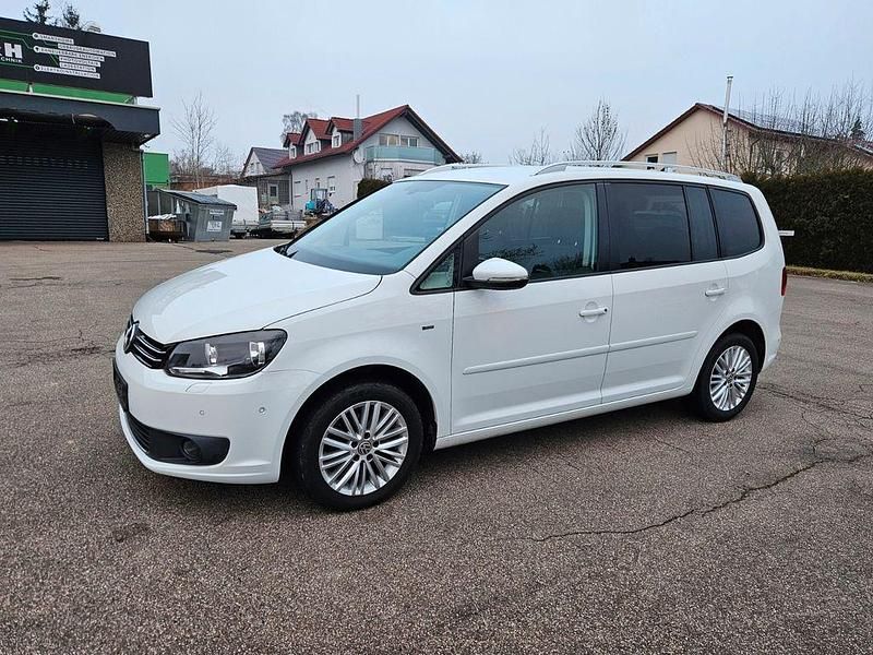 Gebraucht VW Touran Cup 105 PS (77 kW) 2014 Pure white Van / Kleinbus