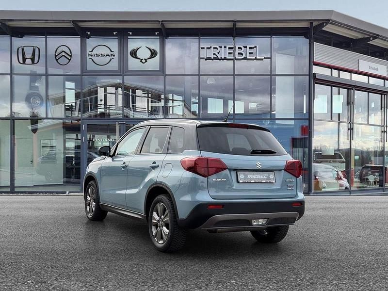 Gebraucht Suzuki Vitara 129 PS (94 kW) 2021 Blau SUV