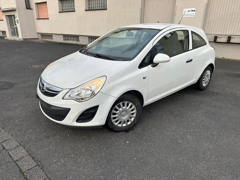 Gebraucht Opel Corsa Selection 69 PS (50 kW) 2013 Weiß Kleinwagen