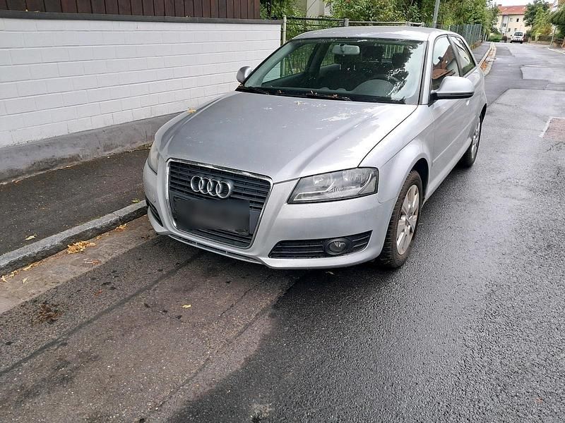 Silber Gebraucht 2008 Audi A3 Sportback Limousine | 2.500 € (Superpreis) - Bild 1/4