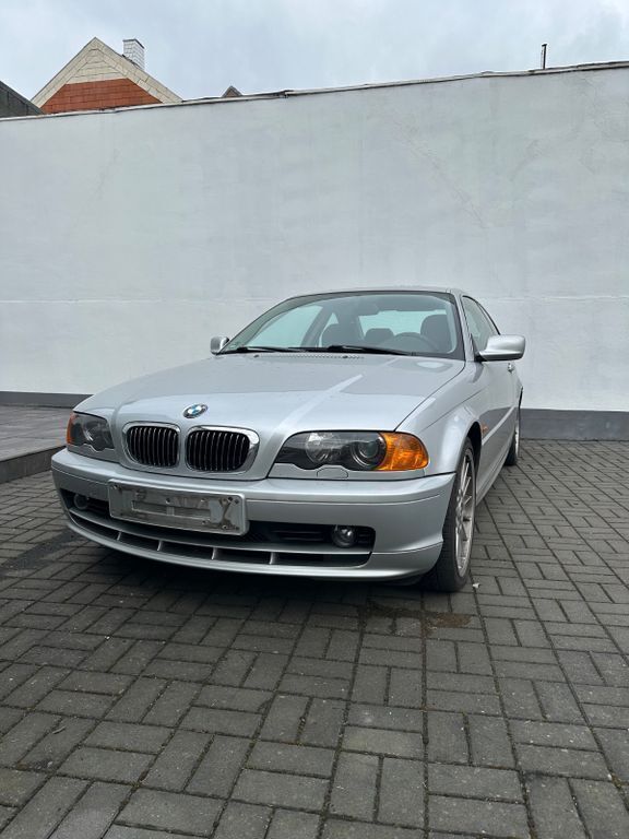 Silber Gebraucht 1999 BMW 328 Sport Line Coupé | 5.700 € (Guter Preis) - Bild 1/4