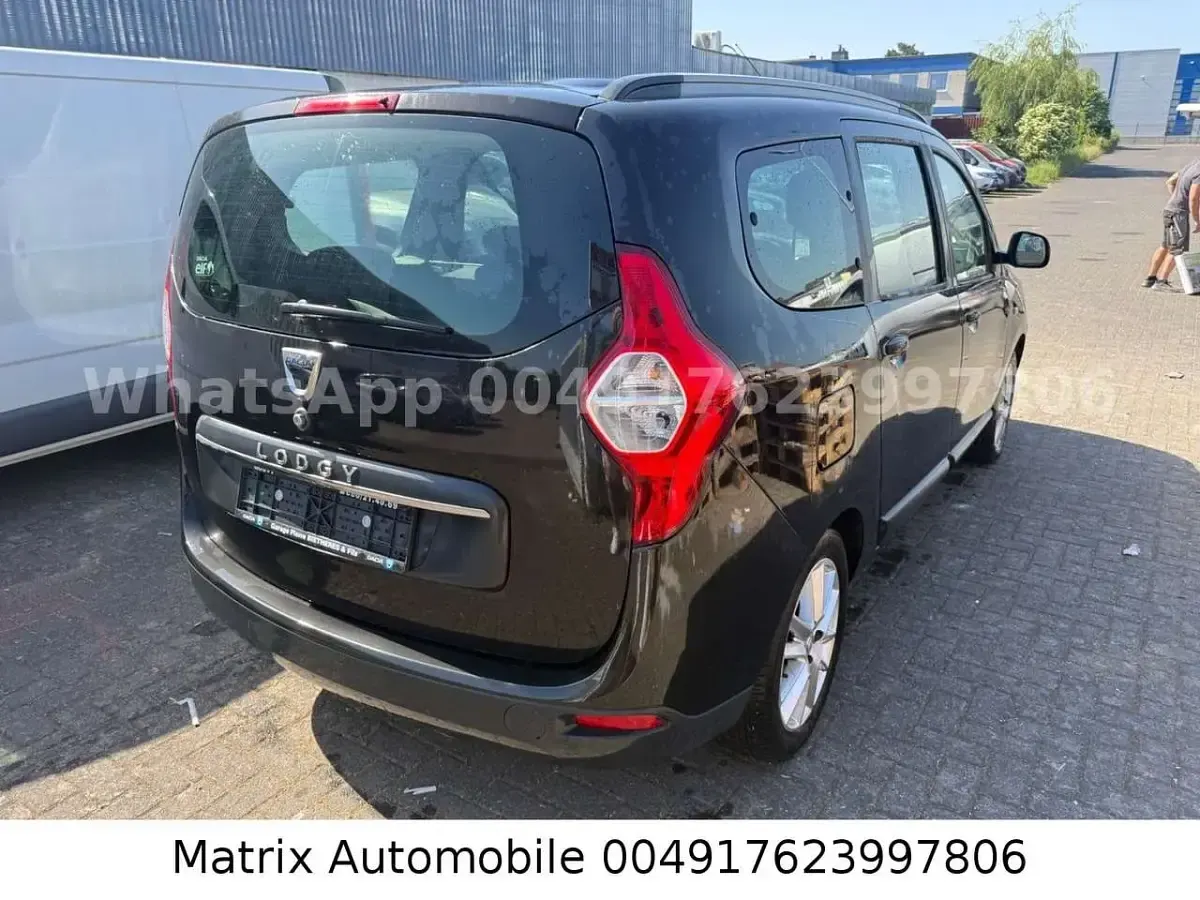 Gebraucht Dacia Lodgy Comfort 116 PS (85 kW) 2019 Schwarz Van / Kleinbus