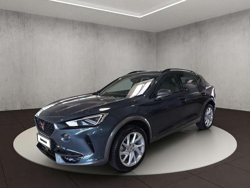 Magnetic grau metallic Gebraucht 2024 Cupra Formentor SUV | 32.950 € (Etwas zu teuer) - Bild 1/4