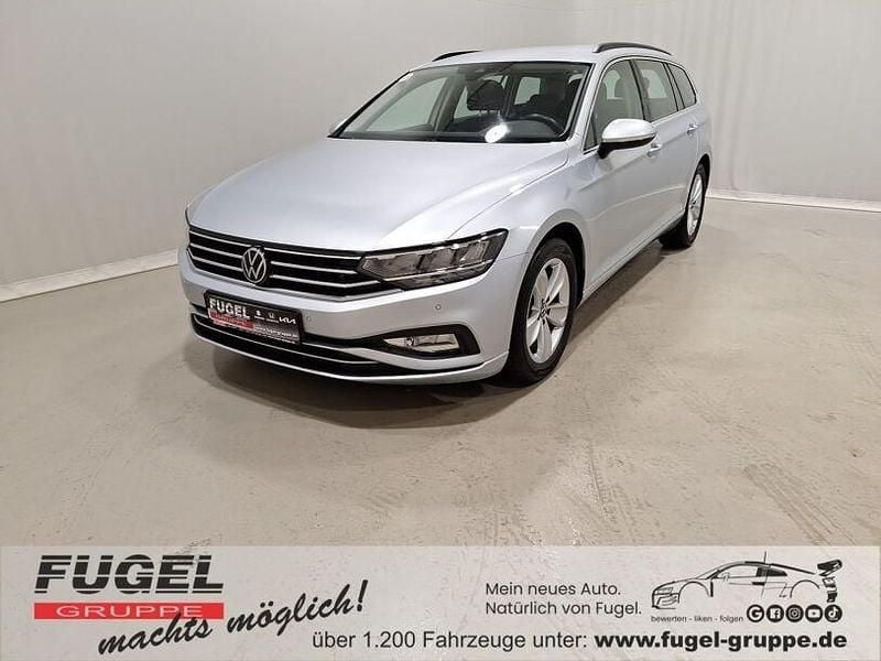 Gebraucht VW Passat Business 150 PS (110 kW) 2022 Scale silver metallic Kombi
