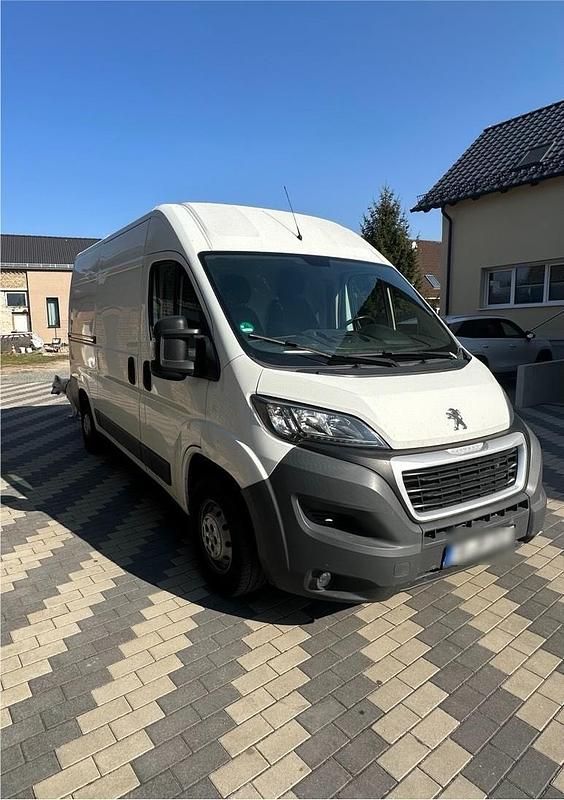 Gebraucht Peugeot Boxer 131 PS (96 kW) 2016 Weiß Van