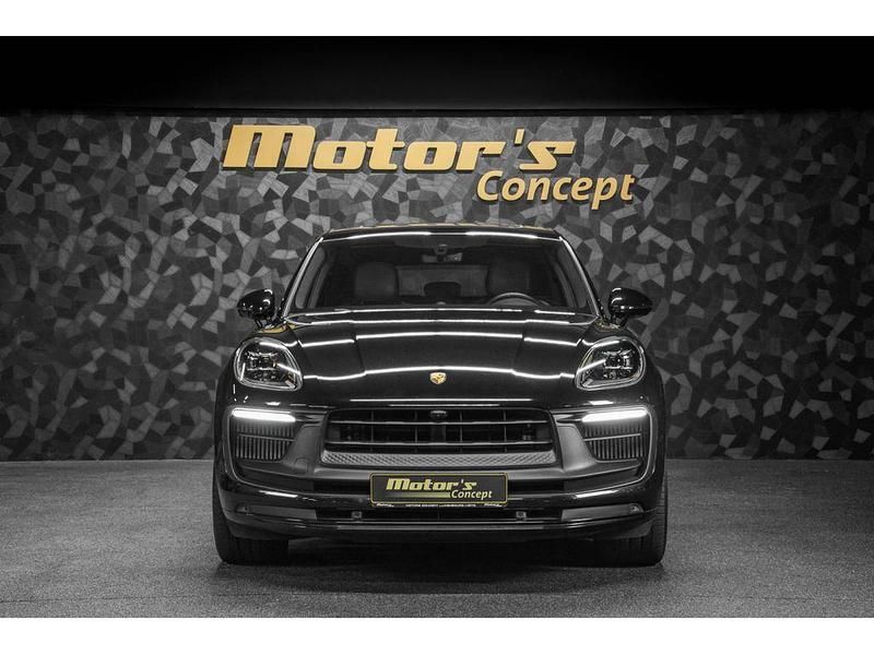 Gebraucht Porsche Macan 441 PS (324 kW) 2024 Schwarz SUV