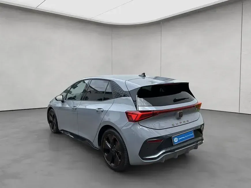 Gebraucht Cupra Born 150 kW (204 PS) 2024 Vapor gray Kleinwagen