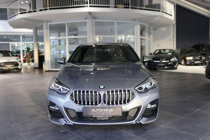 Gebraucht BMW 220 M Sport 190 PS (139 kW) 2023 Skyscraper grau Limousine
