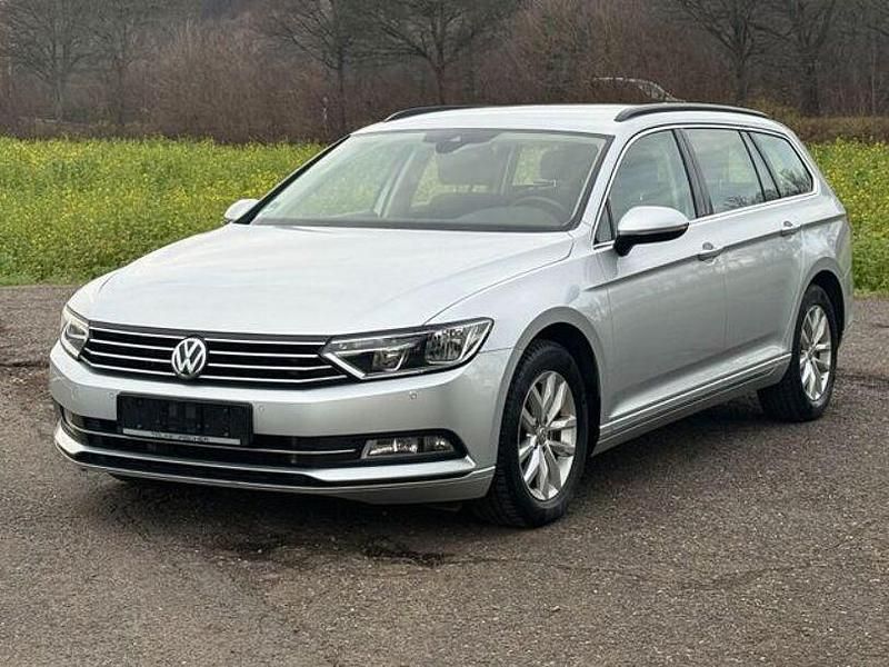 Gebraucht VW Passat Comfortline 150 PS (110 kW) 2019 Silber Kombi