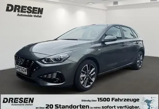 Gebraucht Hyundai i30 Trend 120 PS (88 kW) 2023 Limousine