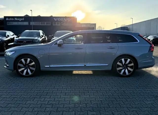 Gebraucht Volvo V90 Core 398 PS (292 kW) 2025 Grau Kombi