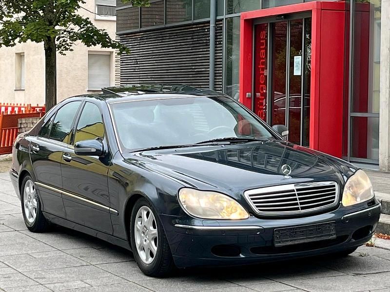 Schwarz Gebraucht 1999 Mercedes S320 Limousine | 1.850 € (Superpreis) - Bild 1/4
