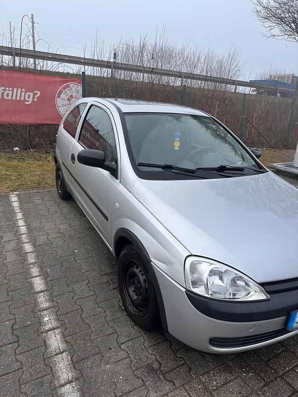 Gebraucht Opel Corsa 58 PS (42 kW) 2002 Silber Kleinwagen