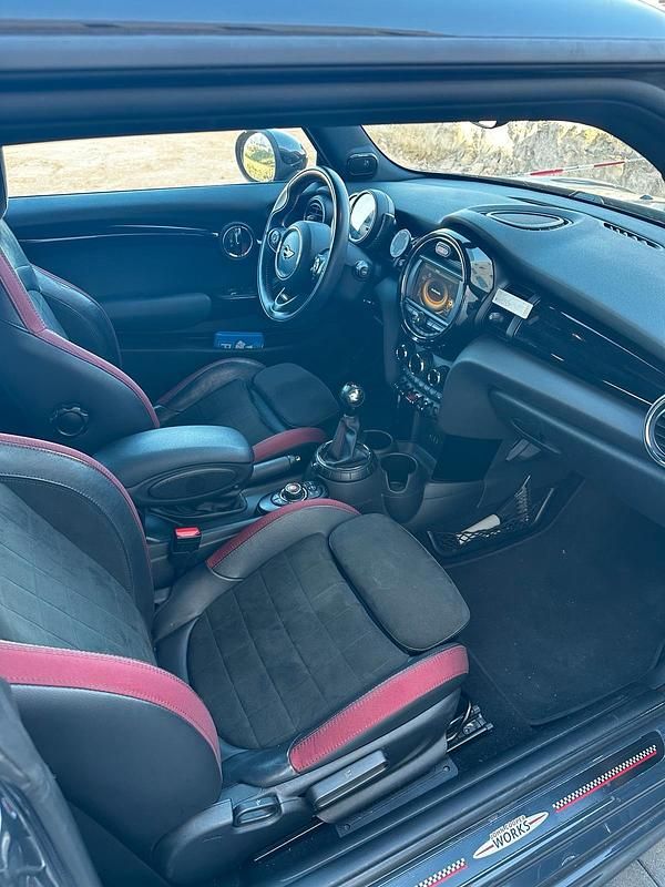 Gebraucht Mini John Cooper Works 170 PS (125 kW) 2017 Grau Kleinwagen