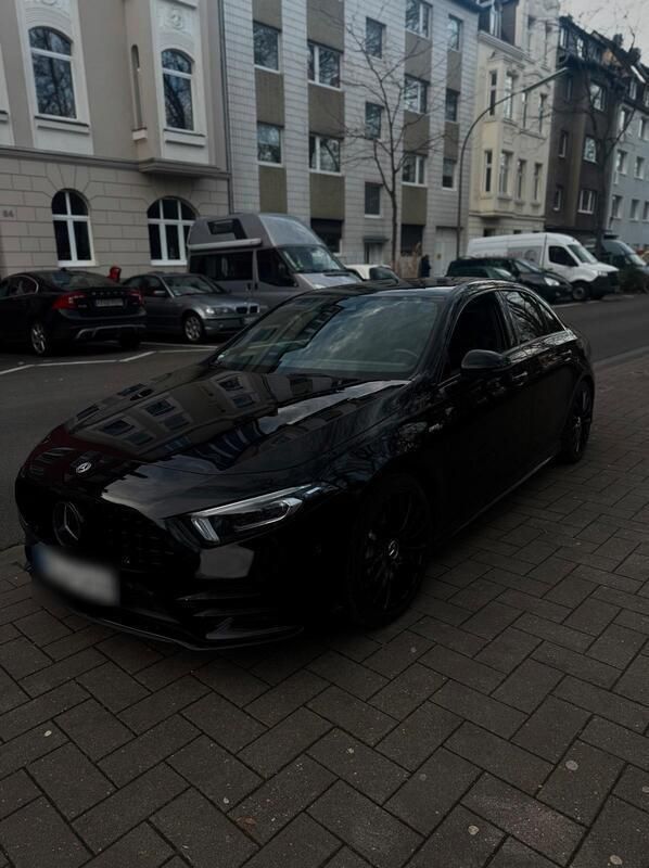 Gebraucht 2022 Mercedes A35 AMG AMG Limousine | 36.000 € (Fairer Preis) - Bild 1/4