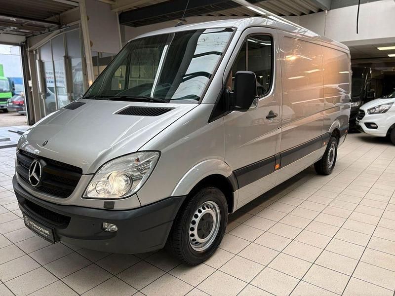 Silber Gebraucht 2013 Mercedes 316 Van | 10.900 € (Superpreis) - Bild 1/4