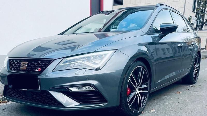 Gebraucht Cupra Leon 300 PS (220 kW) 2018 Grau Kombi