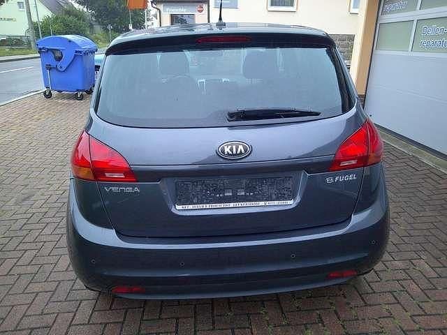 Gebraucht Kia Venga FIFA World Cup Edition 125 PS (91 kW) 2014 Dark gun metal Kleinwagen