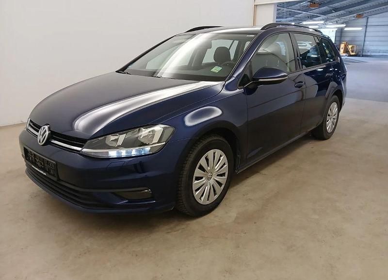 Blau Gebraucht 2019 VW Golf VII Trendline Kombi | 11.400 € (Fairer Preis) - Bild 1/4