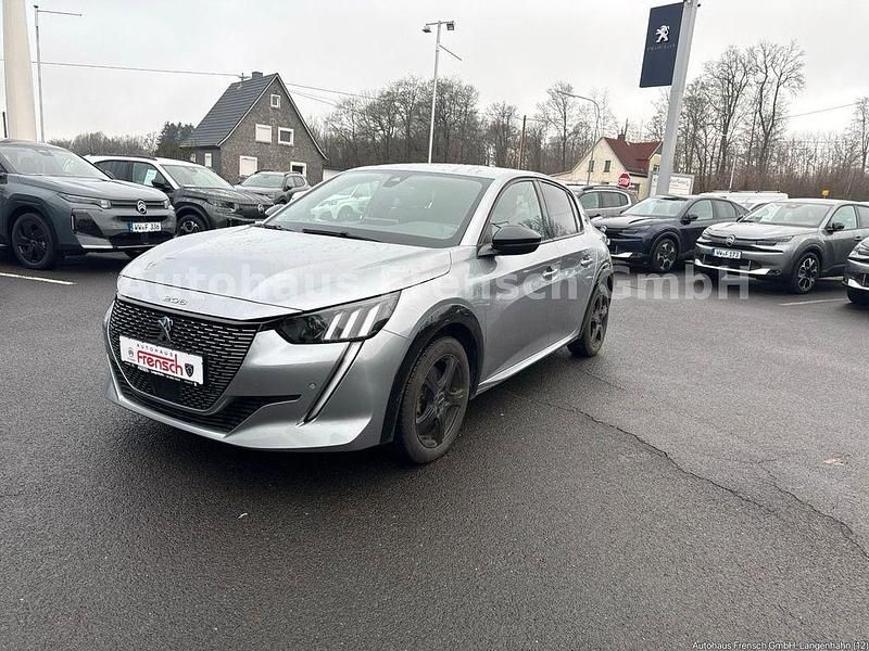 Grau Gebraucht 2020 Peugeot e-208 GT-line Kleinwagen | 14.950 € (Fairer Preis) - Bild 1/4