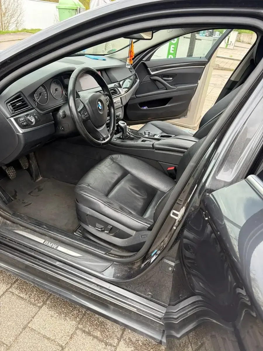 Second-hand BMW 520 184 CP (135 kW) 2011 Gri Break