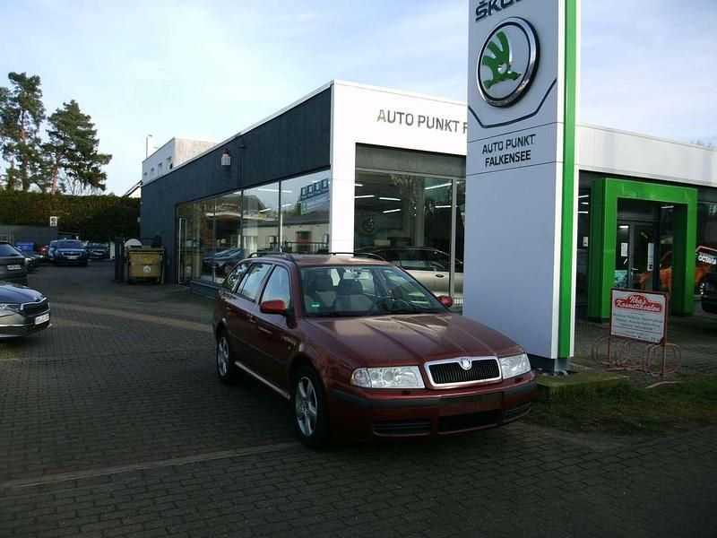 Cayenneorange met. Gebraucht 2003 Skoda Octavia Ambiente Kombi | 1.500 € (Fairer Preis) - Bild 1/3