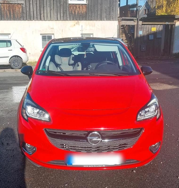 Gebraucht Opel Corsa Color Edition 90 PS (66 kW) 2017 Rot Kleinwagen