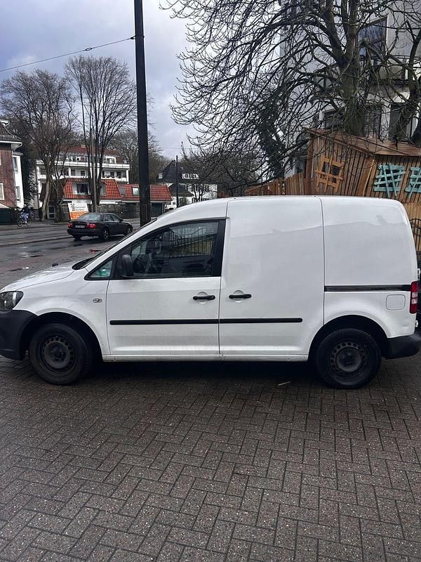 Używany VW Caddy Trendline 109 KM (80 kW) 2013 Biały Minivan