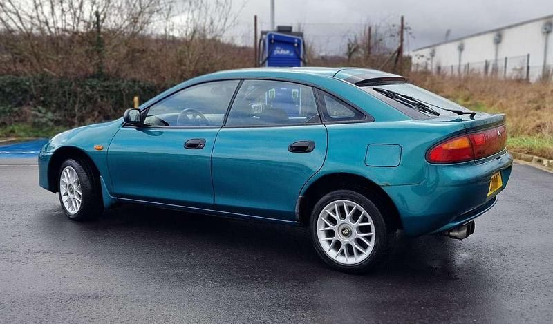 Gebraucht Mazda 323F Comfort 88 PS (64 kW) 1997 Grün Limousine