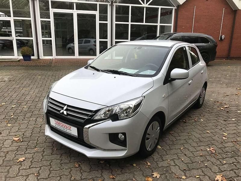 Titanweiss (d) Gebraucht 2022 Mitsubishi Space Star Spirit Kleinwagen | 11.490 € (Fairer Preis) - Bild 1/4