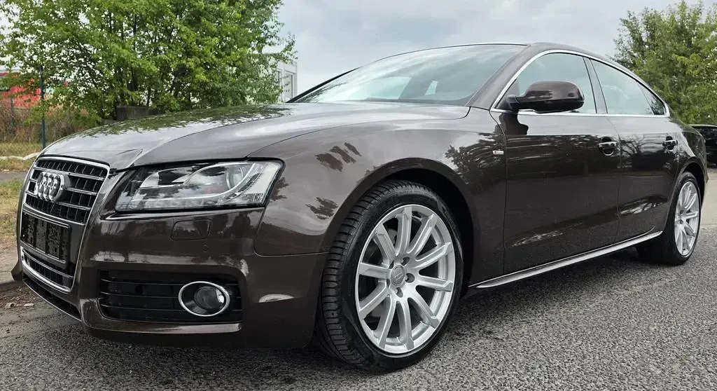 Gebraucht Audi A5 Sportback Sport 160 PS (117 kW) 2011 Braun Kleinwagen