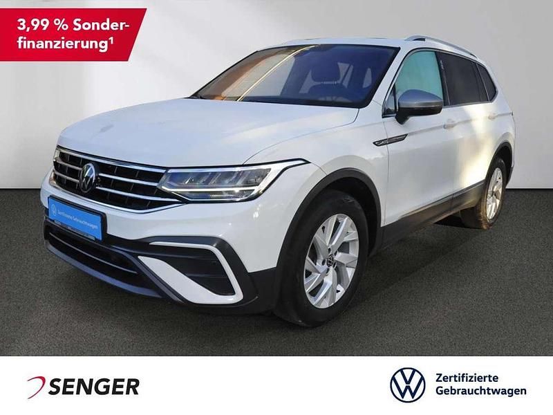 Weiß Gebraucht 2022 VW Tiguan Allspace Life SUV | 28.280 € (Guter Preis) - Bild 1/4