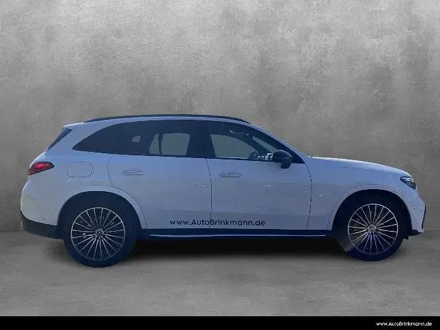 Gebraucht Mercedes GLC220 AMG line 197 PS (144 kW) 2026 Unilack polarweiß SUV