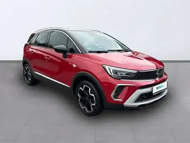 Gebraucht Opel Crossland Ultimate 131 PS (96 kW) 2022 Chili rot/kardio rot SUV