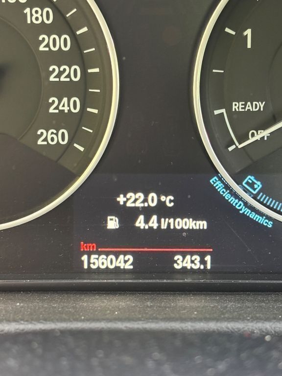 Braun Gebraucht 2015 BMW 320 Luxury Line Kombi | 11.500 € (Guter Preis) - Bild 1/4