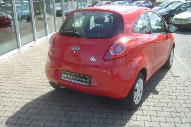 Gebraucht Ford Ka Trend 69 PS (50 kW) 2013 Rot Kleinwagen