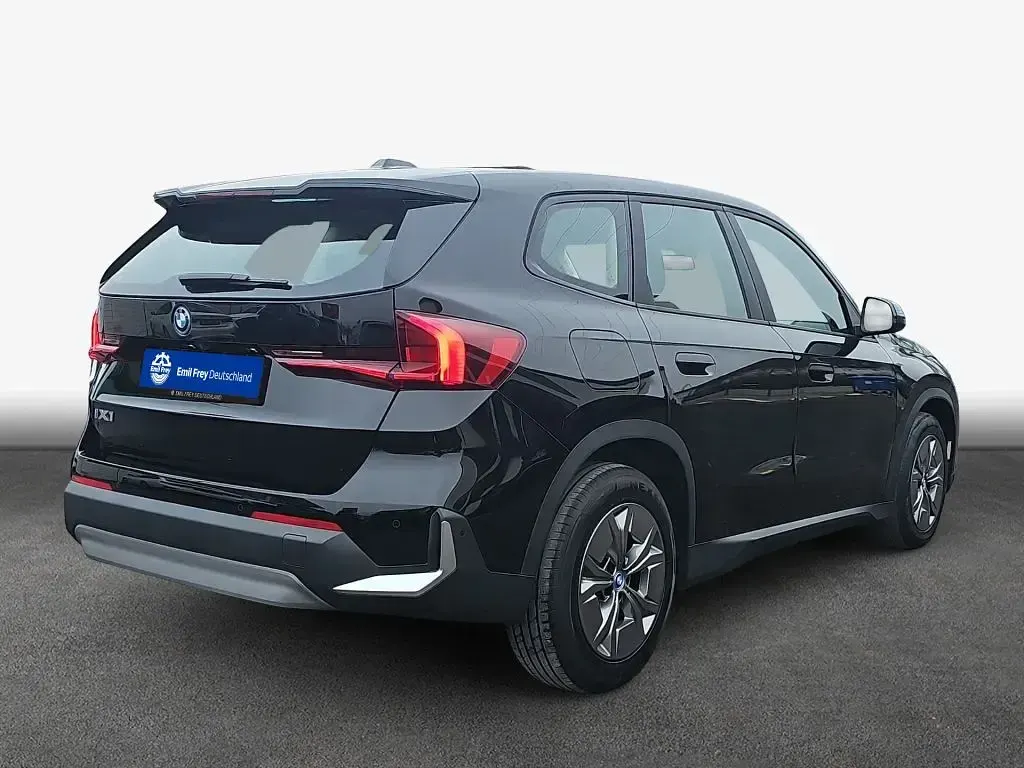 Używany BMW iX1 Performance 230 kW (313 KM) 2023 Czarny SUV