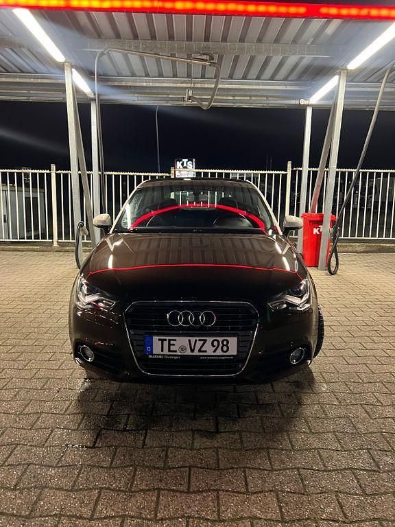 Gebraucht Audi A1 Sport 122 PS (89 kW) 2013 Braun Kleinwagen