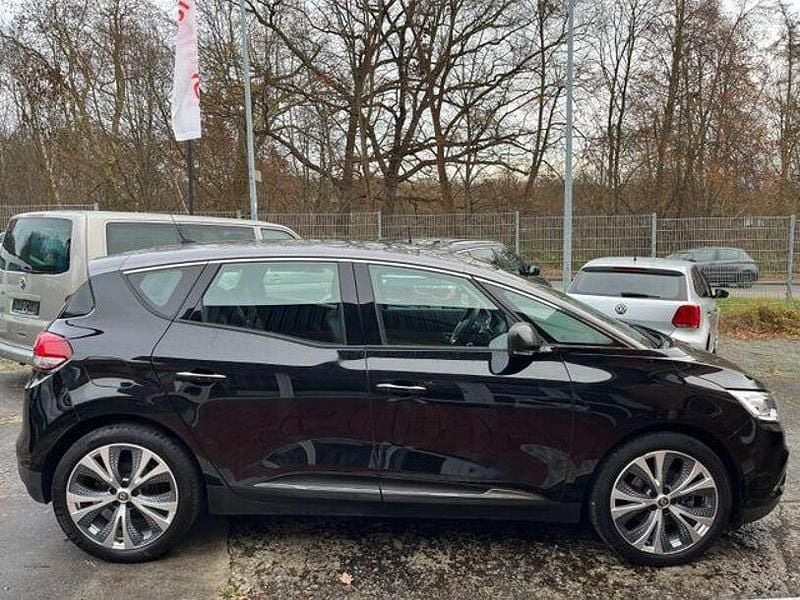 Schwarz Gebraucht 2018 Renault Scénic IV Van / Kleinbus | 10.790 € (Guter Preis) - Bild 1/4
