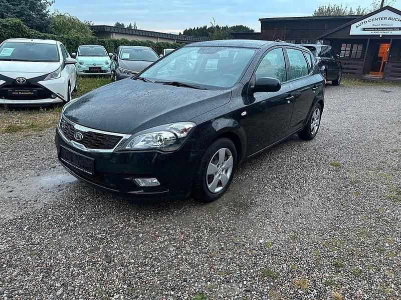 Gebraucht Kia Ceed Vision 90 PS (66 kW) 2011 Schwarz Kleinwagen