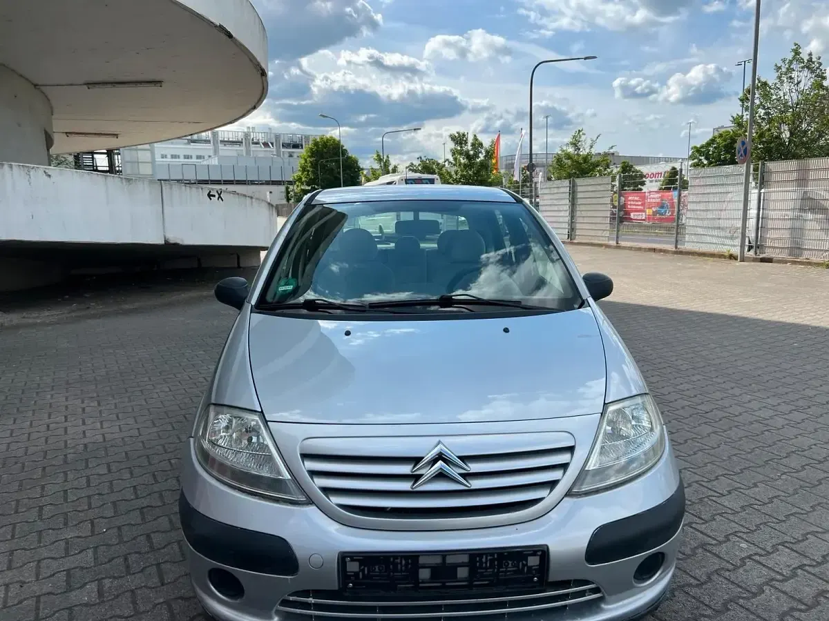 Gebraucht Citroën C3 73 PS (53 kW) 2005 Silber Kleinwagen