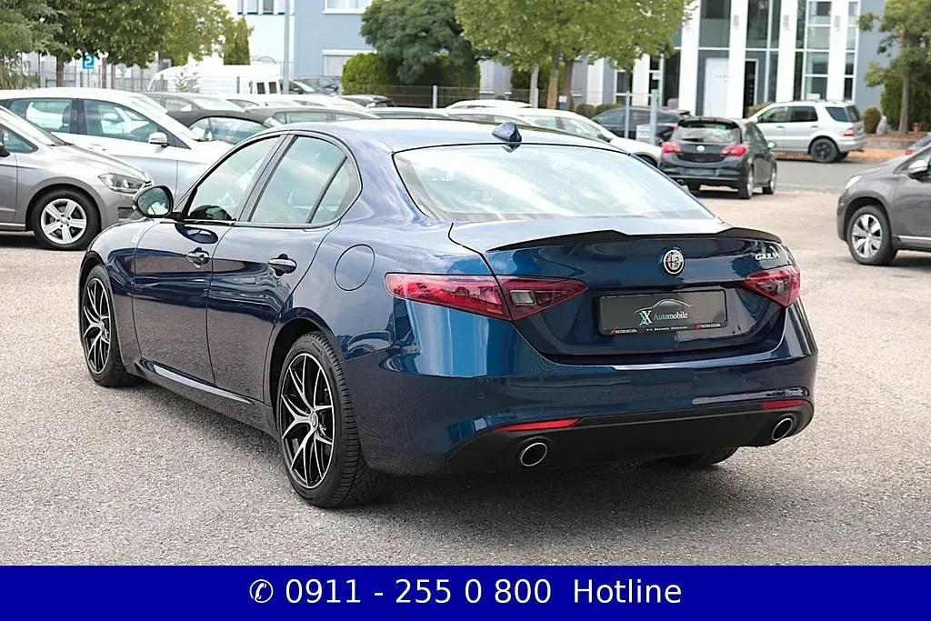 Gebraucht Alfa Romeo Giulia 179 PS (131 kW) 2016 Blau Limousine