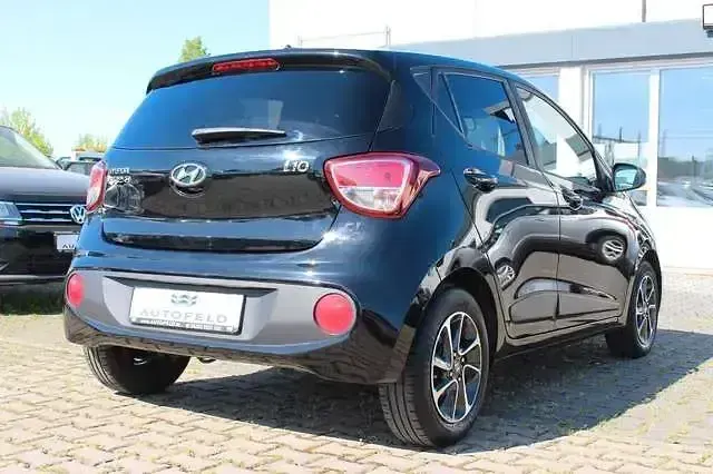 Gebraucht Hyundai i10 Passion Plus 87 PS (63 kW) 2019 Schwarz Kleinwagen