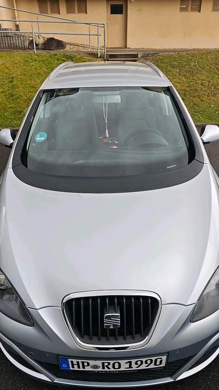 Gebraucht Seat Altea XL 150 PS (110 kW) 2010 Grau Van / Kleinbus