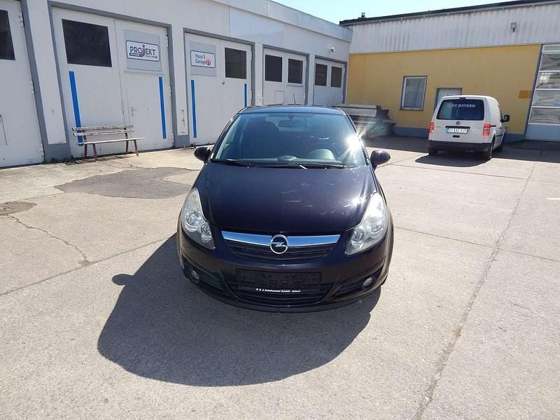 Używany Opel Corsa Edition 69 KM (50 kW) 2011 Czarny Hatchback