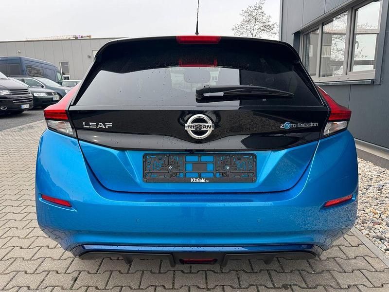 Gebraucht Nissan Leaf 360º 160 kW (218 PS) 2020 Blau Kleinwagen
