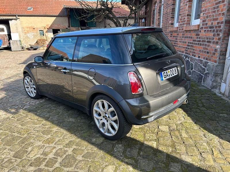 Gebraucht Mini Cooper 116 PS (85 kW) 2006 Grau Kleinwagen