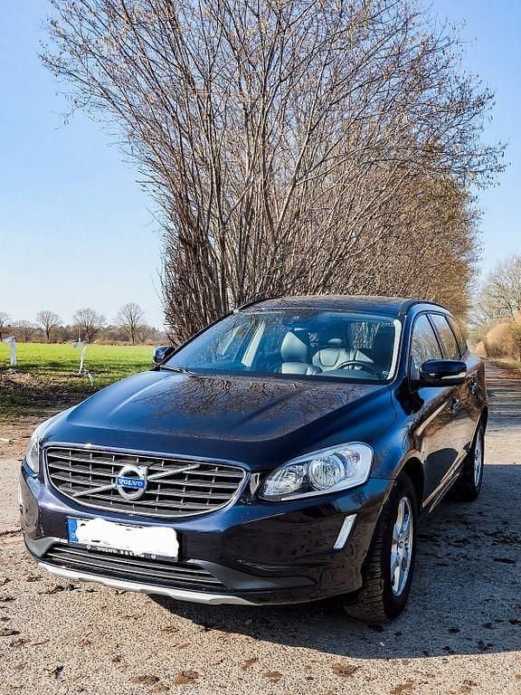 Gebraucht Volvo XC60 150 PS (110 kW) 2016 Blau SUV