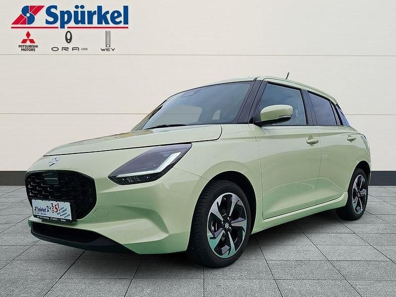 Gelb Gebraucht 2025 Suzuki Swift Comfort+ Limousine | 17.980 € (Etwas zu teuer) - Bild 1/4